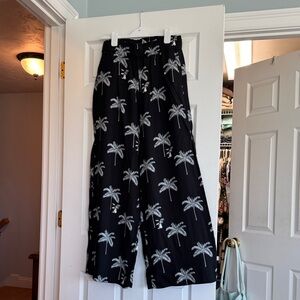 Ann Taylor Black and White Palm Print Wide Leg Pants
